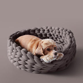 Hand-woven Pet Sleeping Basket