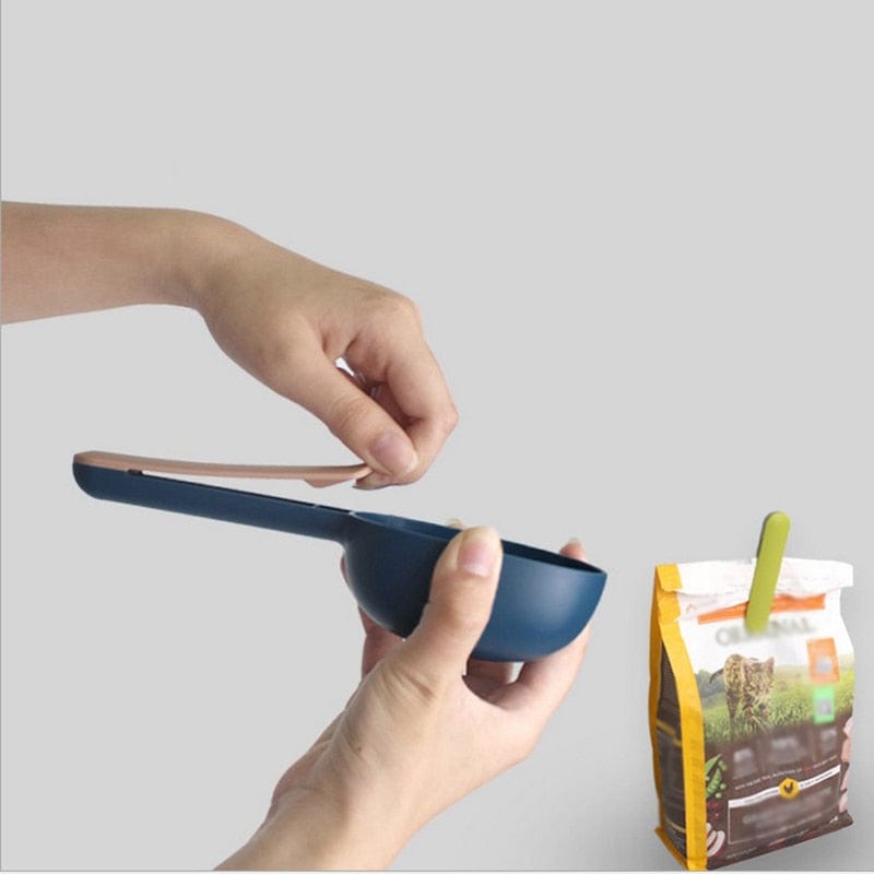 Pet Food Spoon with reusable Bag Clip