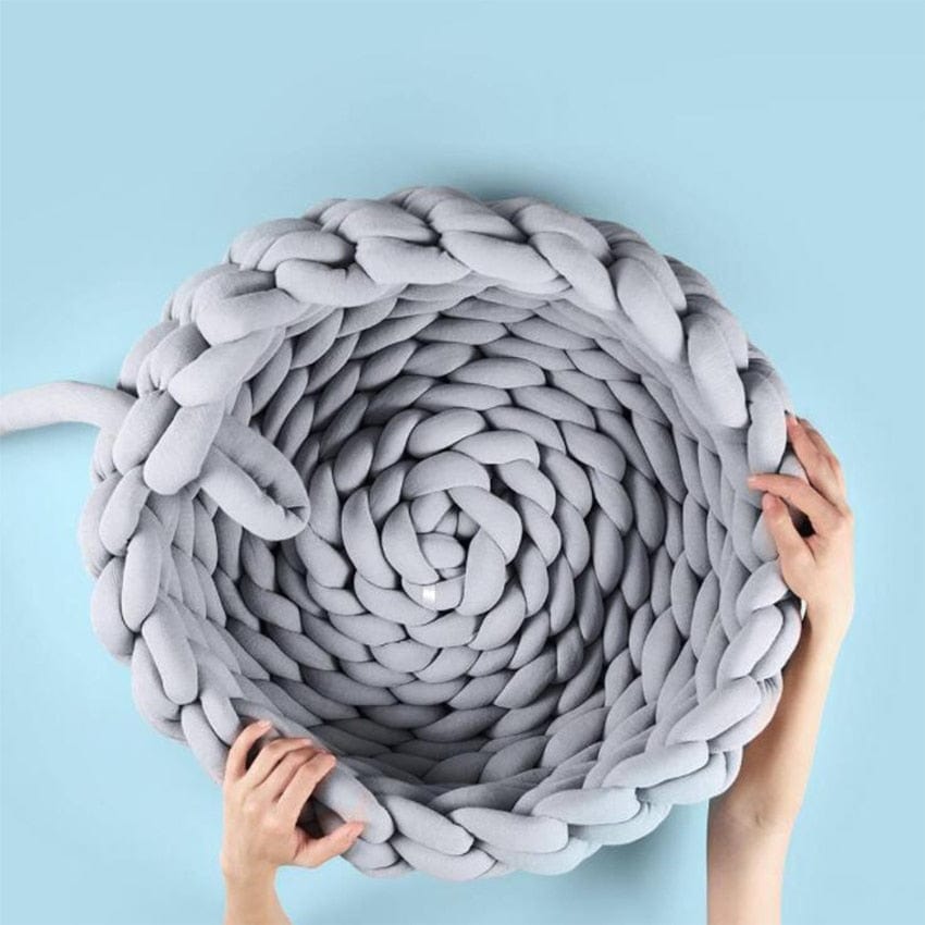 Hand-woven Pet Sleeping Basket