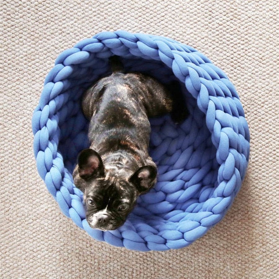 Hand-woven Pet Sleeping Basket